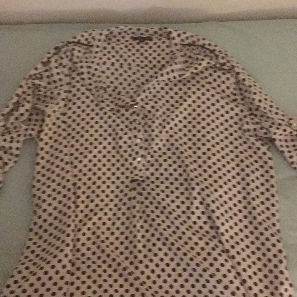 Creme blouse w/ black polka dots and fake buttons